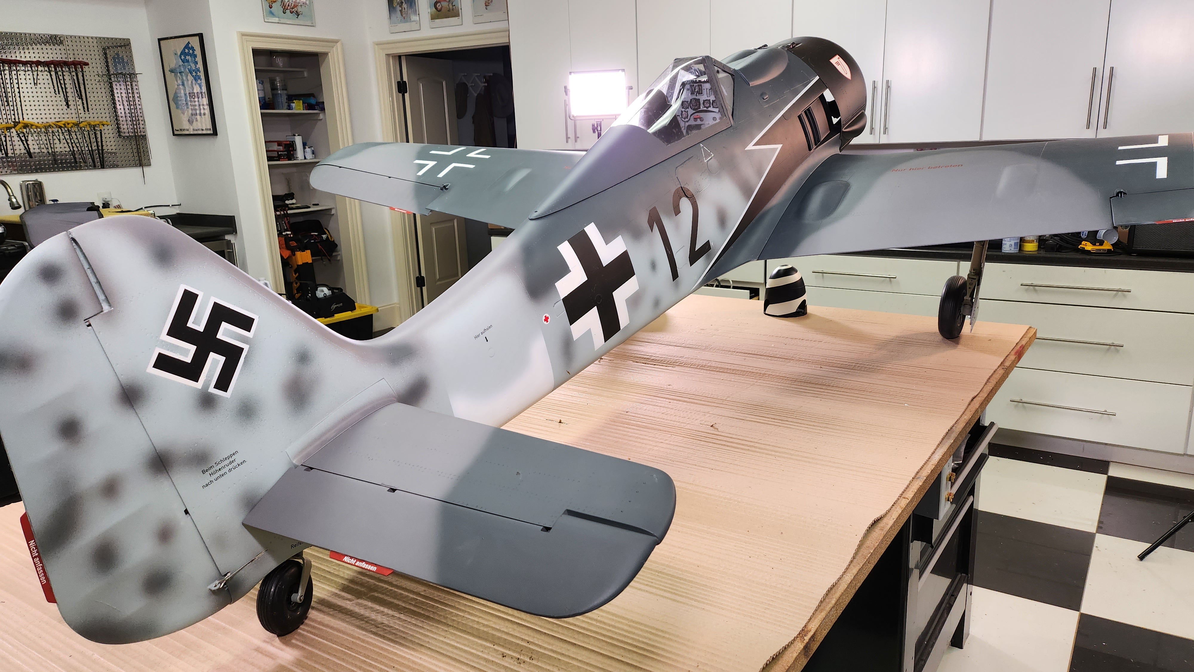 Airworld Focke Wulf FW-190A 2.84m 1:3.7 scale, ready for engine and maiden