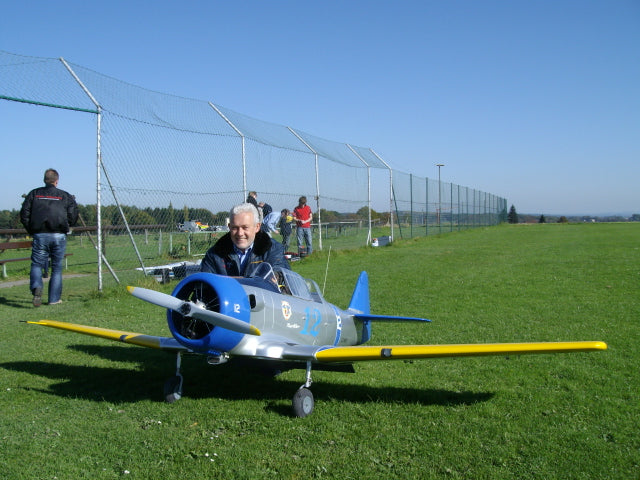 Petrausch AT6 XXL in 1:3.7 kit