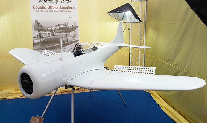 Legendary Wings Douglas SBD5 Dauntless
