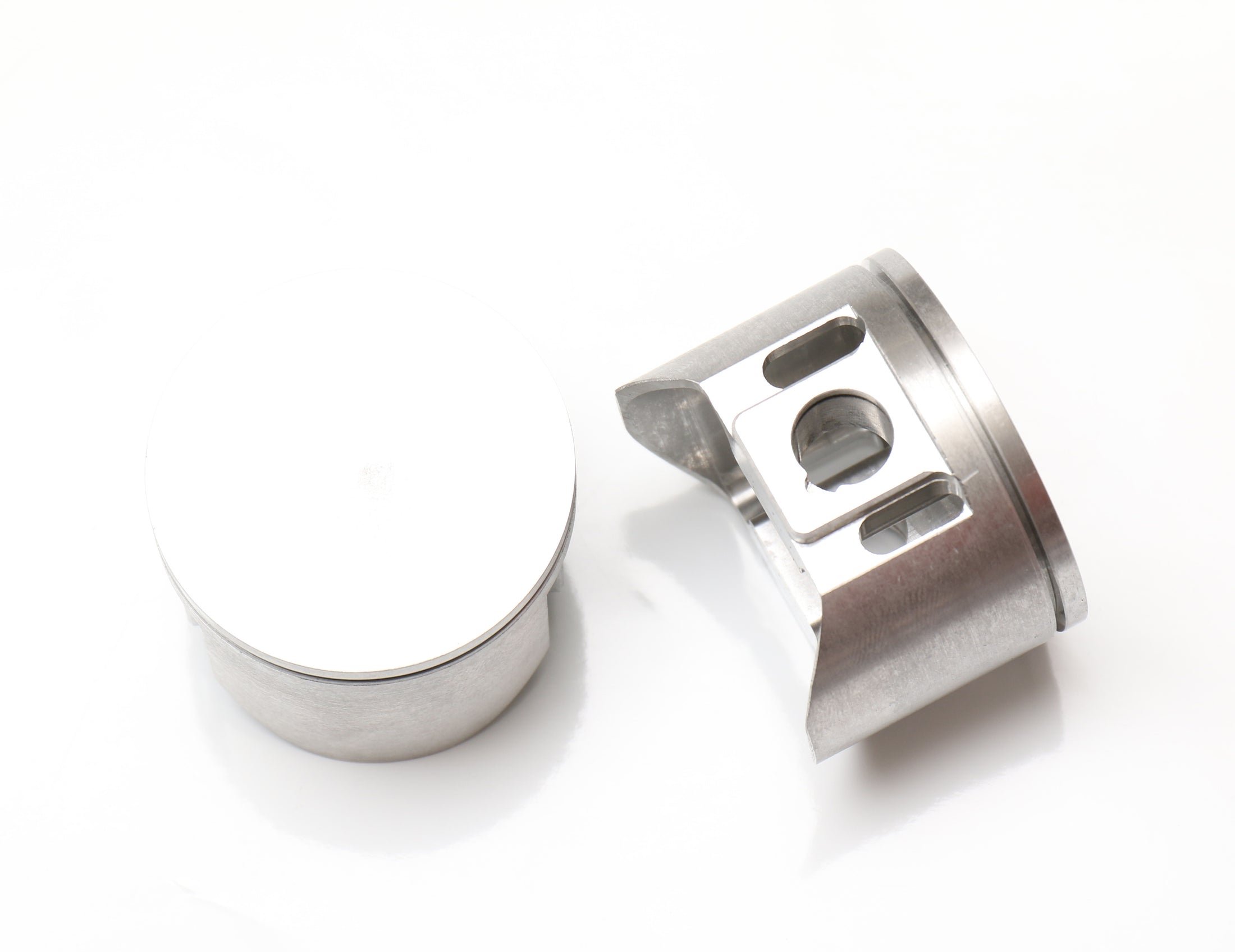 Fiala Pistons