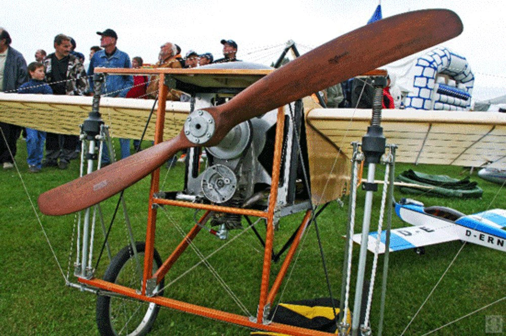 Seidel Museum Scale Flying Props