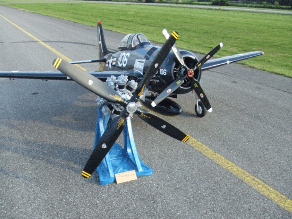 Seidel Museum Scale Flying Props
