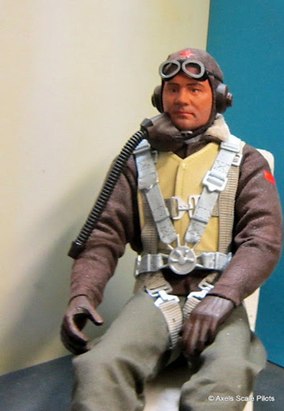 Custom made pilots -Scale 1/5, 1/4.5 ,1/4 ,1/3.5, 1/3, 1/2.5, 1/2